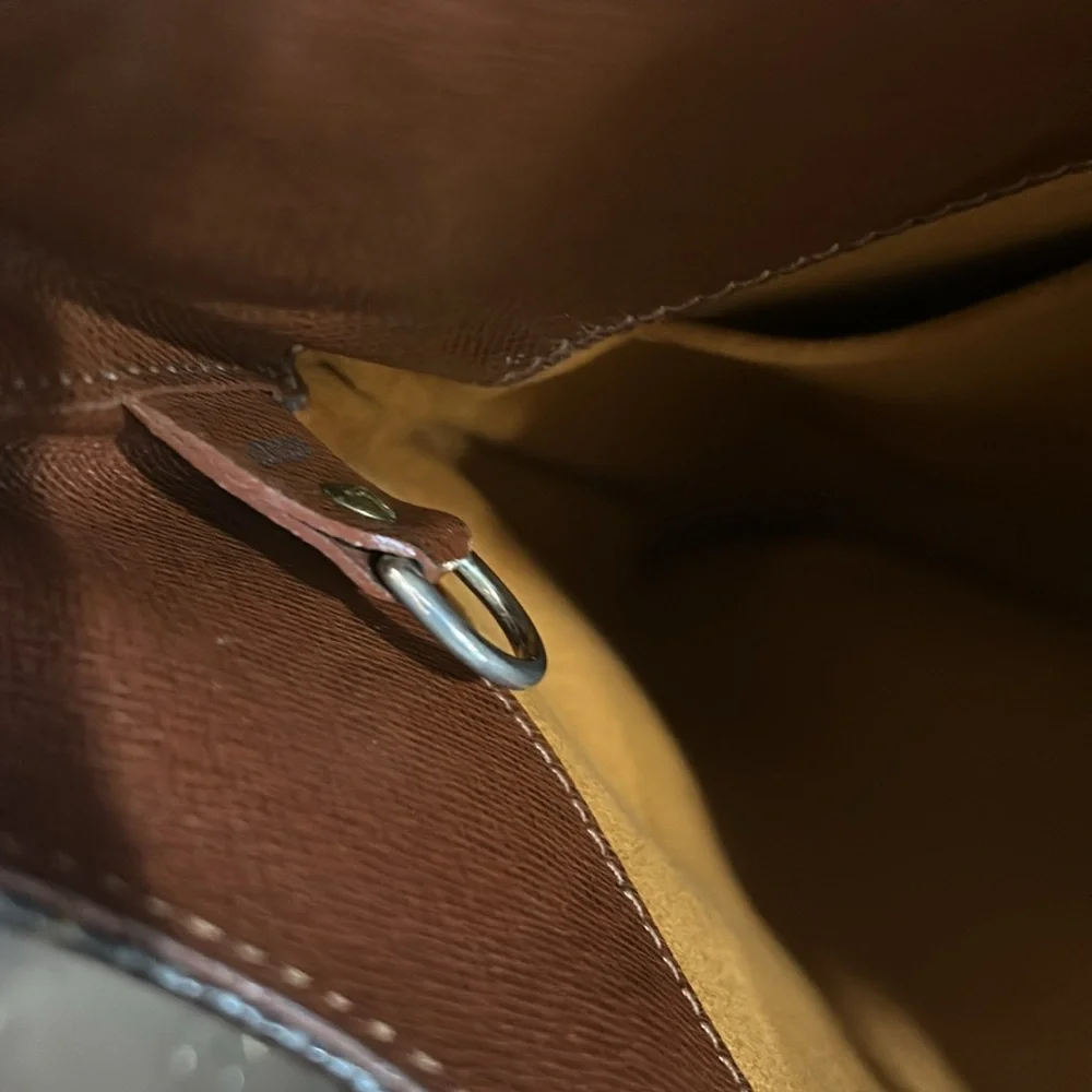 Louis Vuitton RunWay Bag - Picture 4 of 16